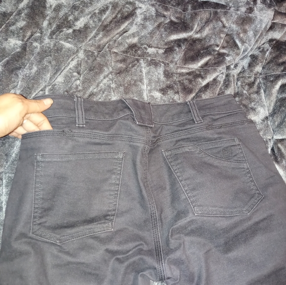 5.11 Tactical Concealed Carry Pants Size 4 - Picture 3 of 3